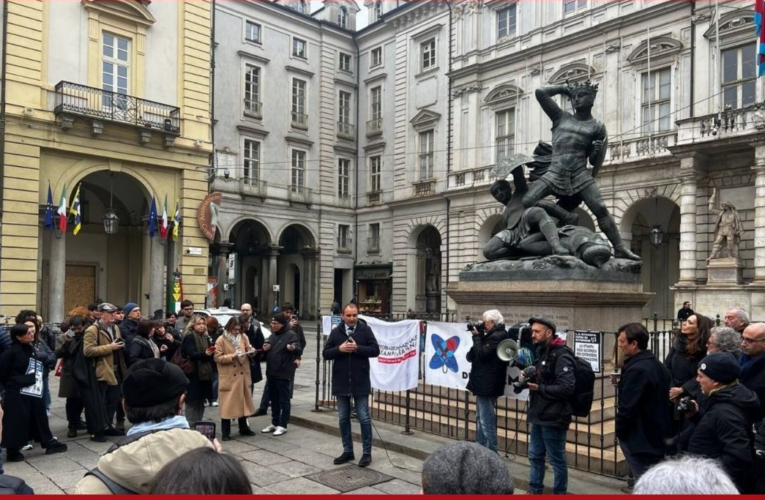 Testimonianze di solidarietà alle lavoratrici e lavoratori de La Stampa