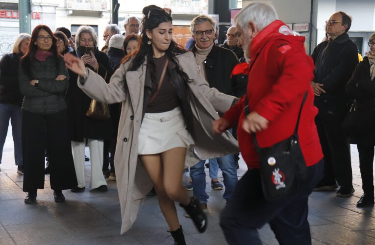 La festa in piazza per il NO!